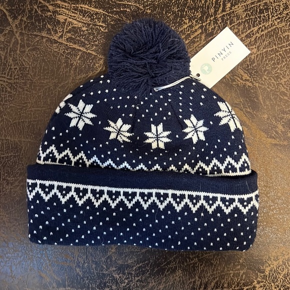 Pinyin Hat/Beanie Navy With White Snowflakes-NWT - Picture 1 of 7